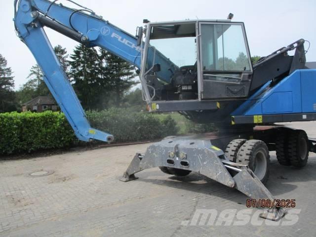 Fuchs MHL 320 Materialumschlag