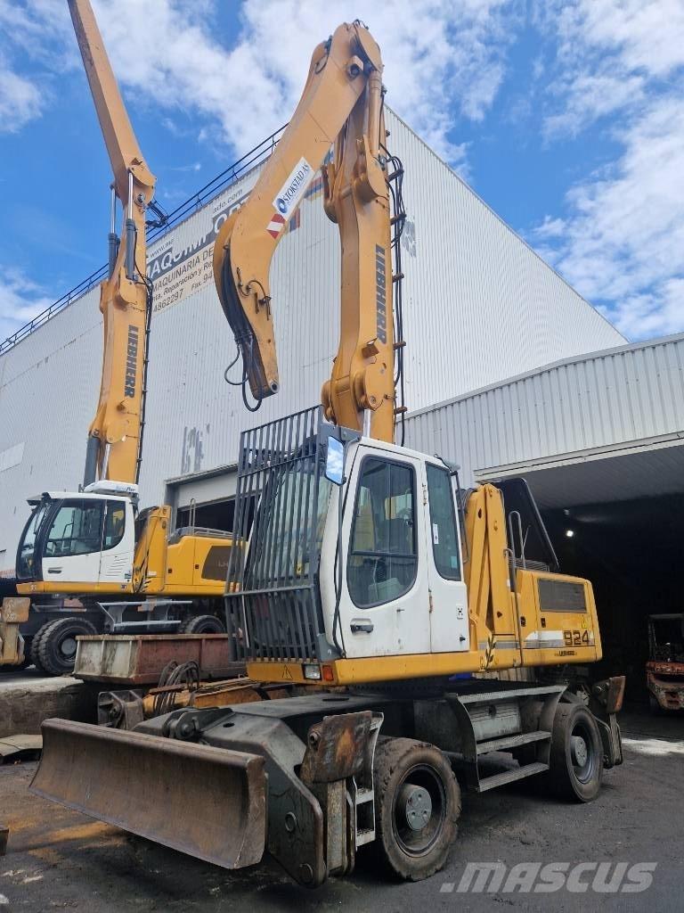 Liebherr A924C Materialumschlag