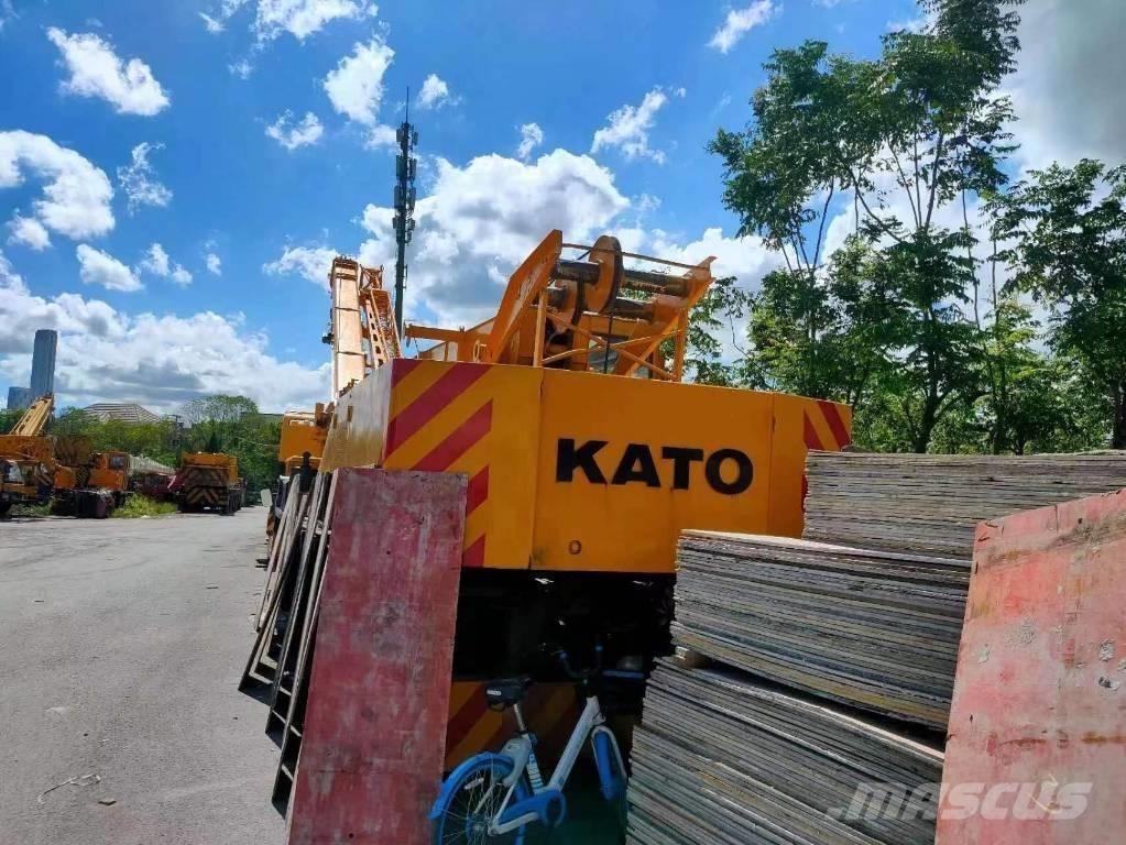 Kato NK 400 E All-Terrain-Krane
