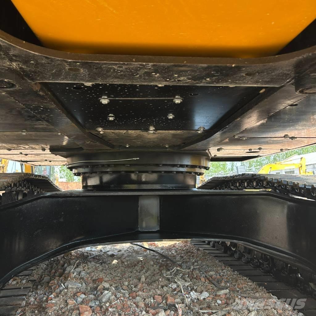  三一 235C Raupenbagger