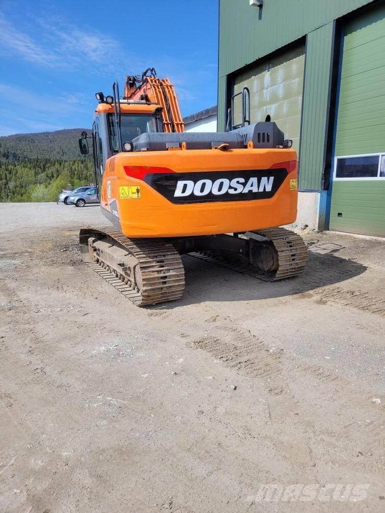 Doosan DX 180 LC Raupenbagger