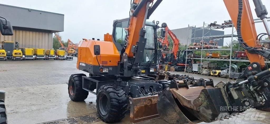 Doosan DX 100 W-7 Mobilbagger