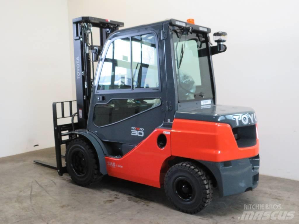Toyota 52-8 FDF 30 Diesel Stapler