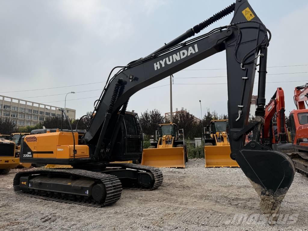 Hyundai HX 220 Raupenbagger