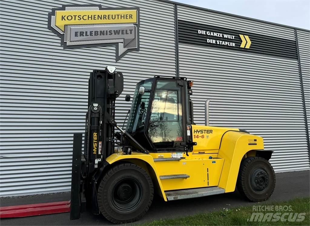 Hyster H14XD6 Diesel Stapler