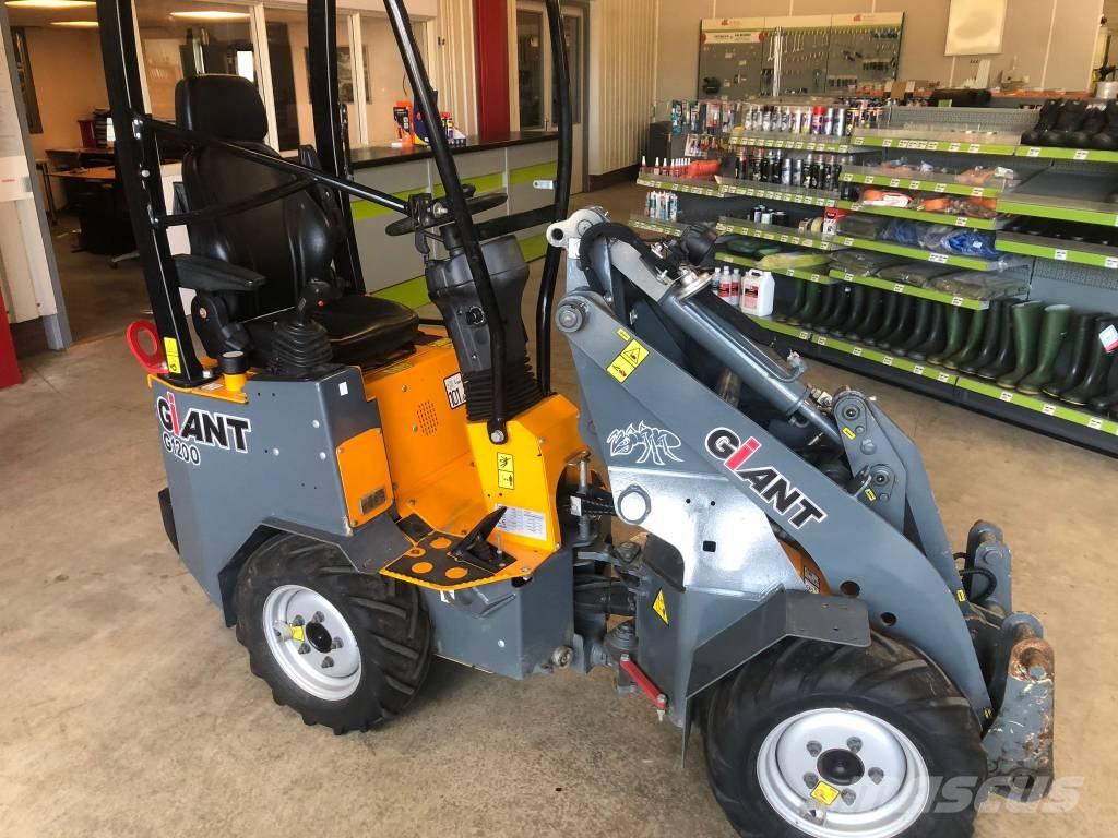 GiANT G 1200 Multifunktionslader