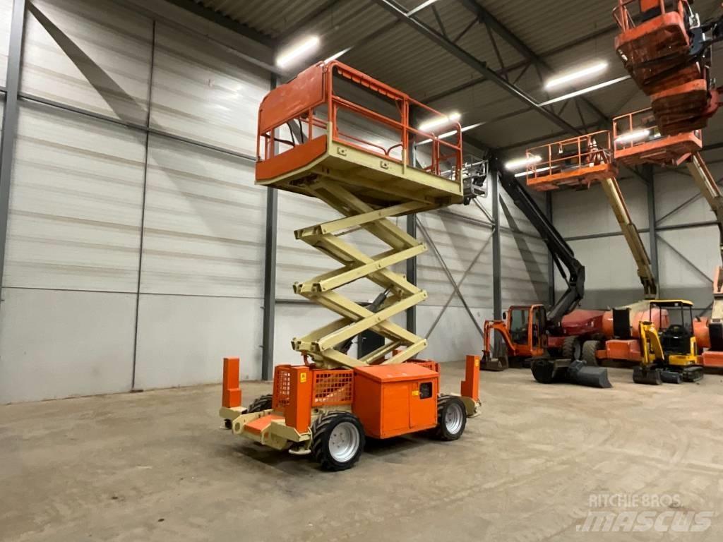 JLG 260 MRT Scheren-Arbeitsbühnen