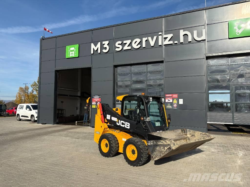 JCB 250 T4 Minilader