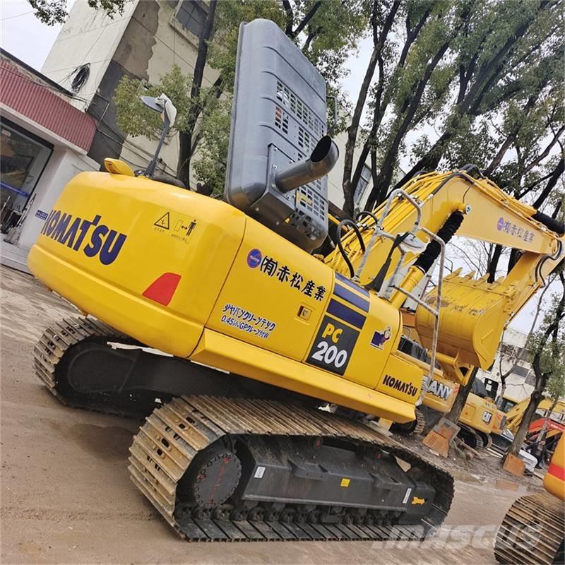 Komatsu PC 200 8 Raupenbagger