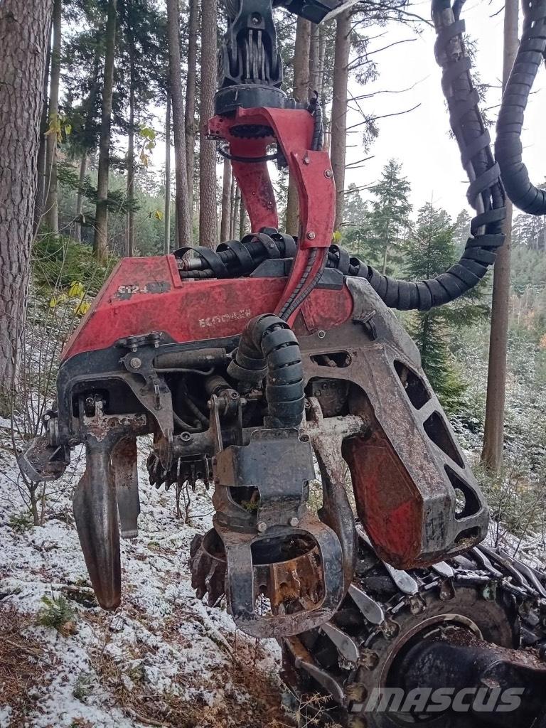 Komatsu 931 XC Harvester