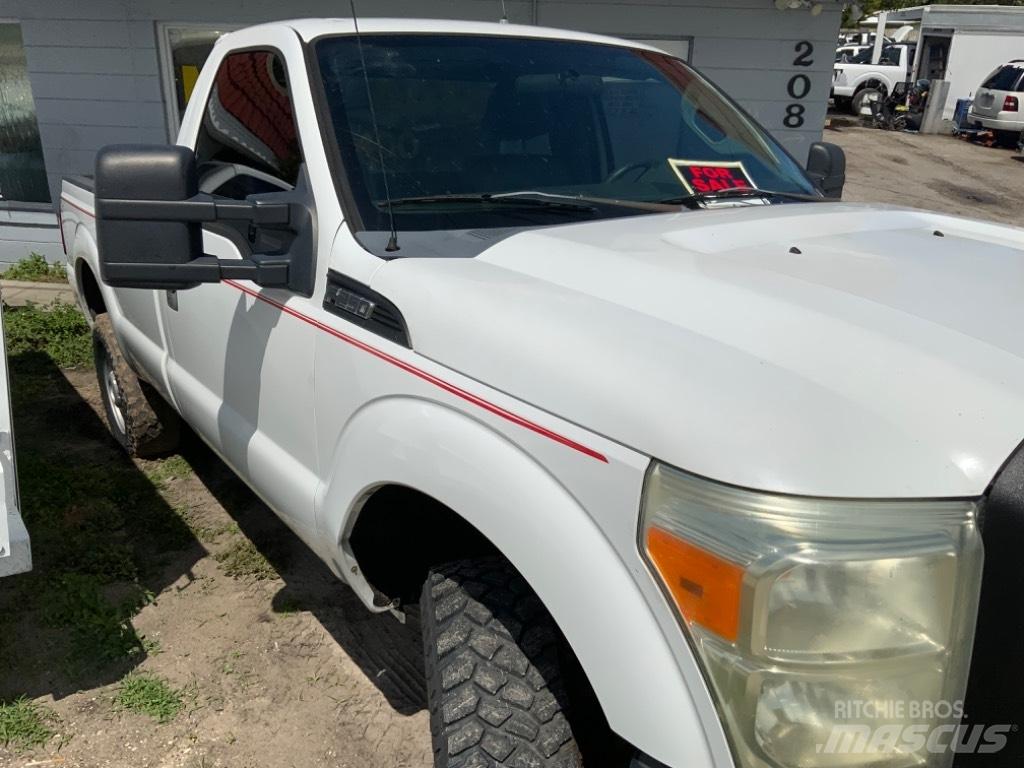 Ford F 250 SD Andere Fahrzeuge
