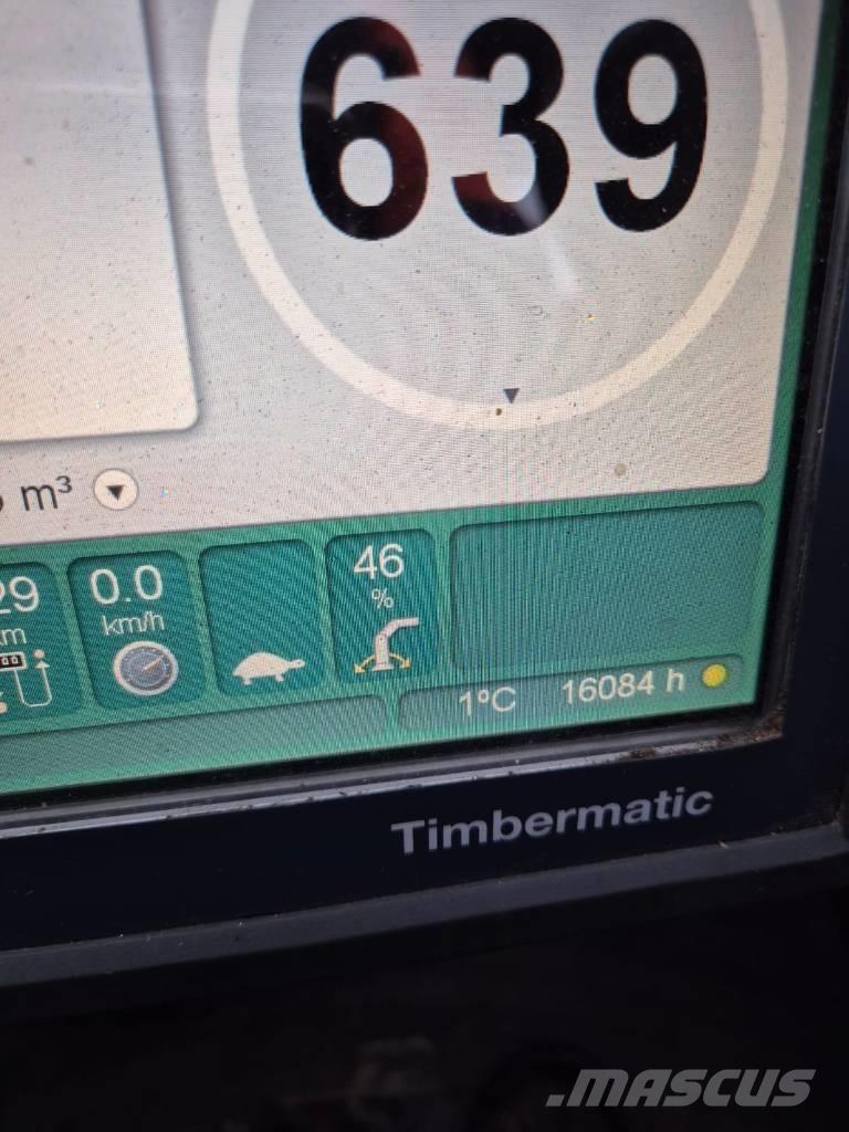 John Deere 1170 E Harvester