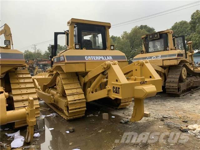 CAT D7H Bulldozer