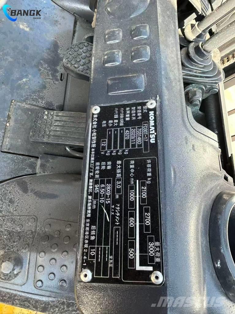 Komatsu FD 30 T-17 Diesel Stapler