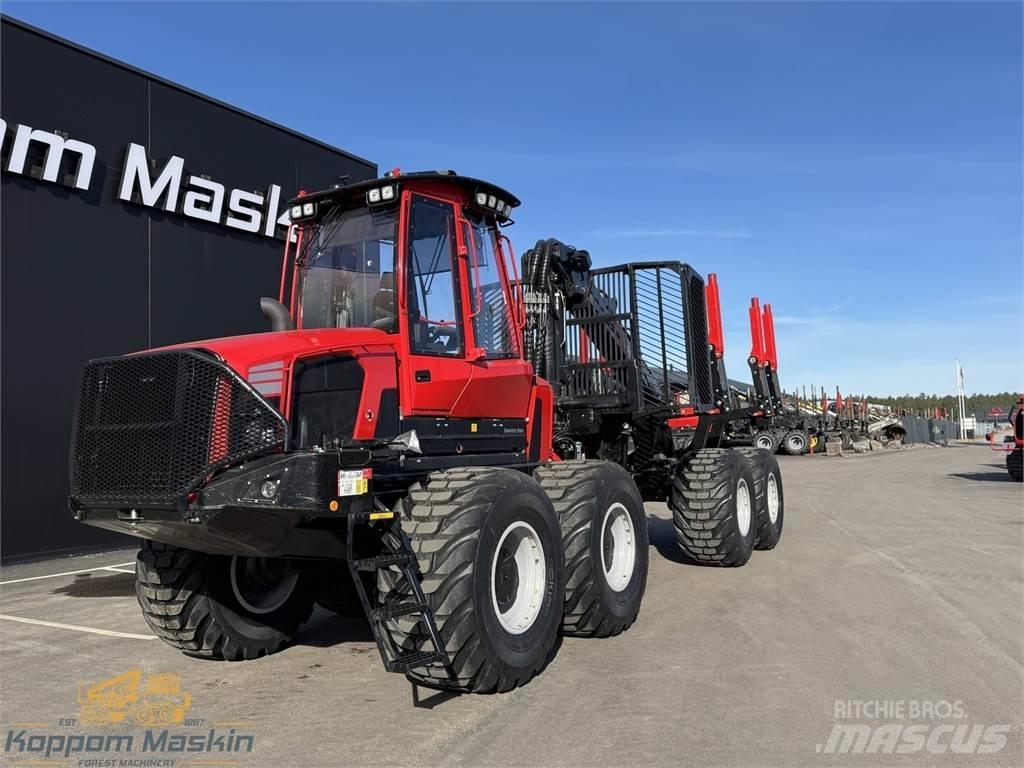 Komatsu 895 Forwarder