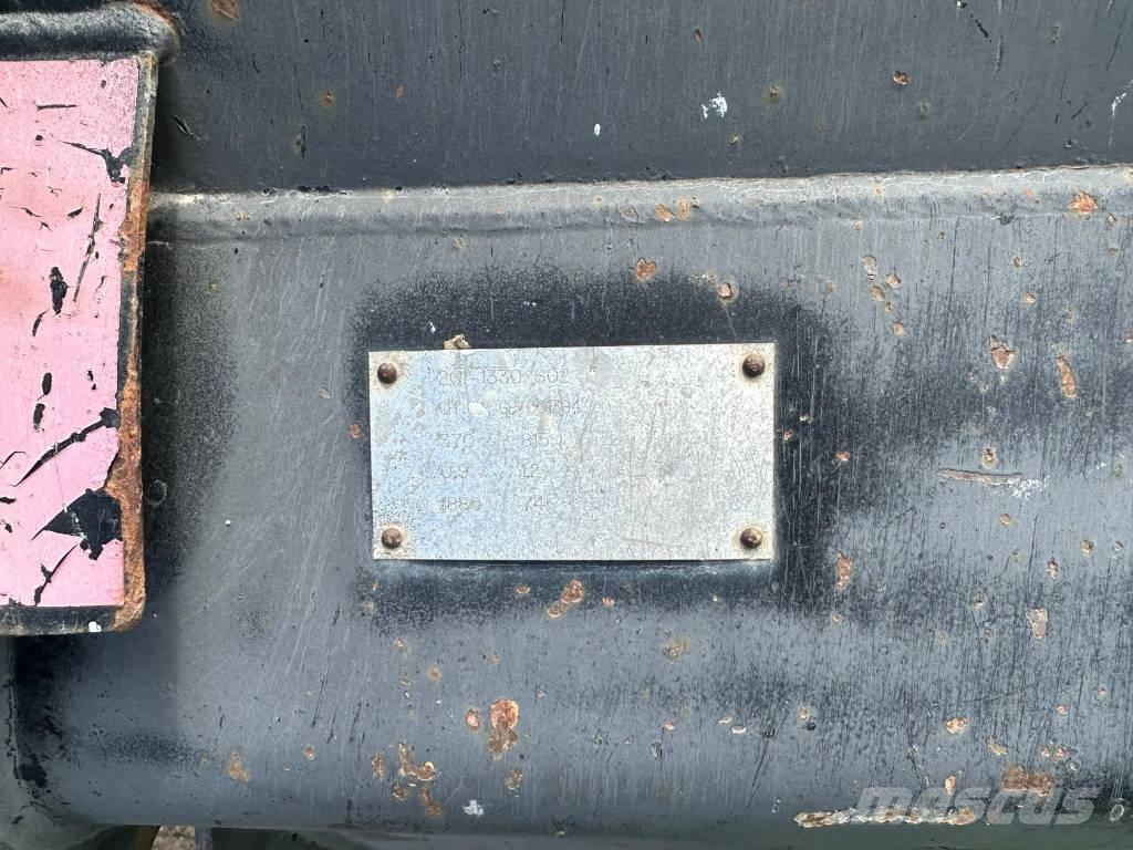 CAT 906 Radlader
