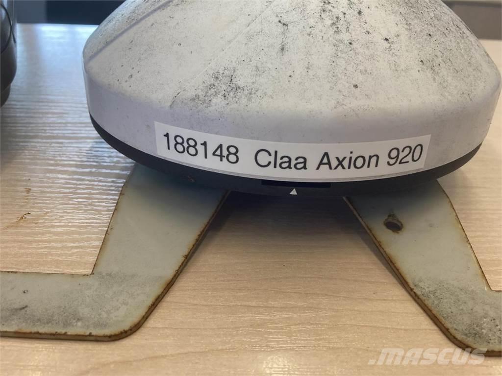 CLAAS Axion 920 Traktoren