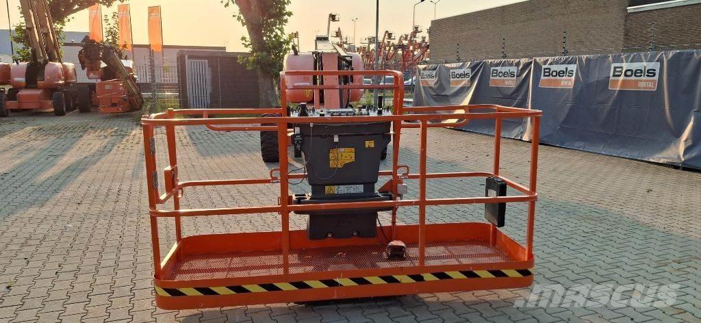 JLG 660 SJ Teleskopbühnen