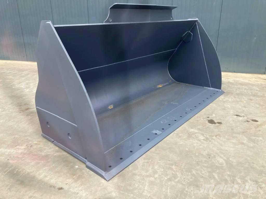 Volvo L110H Schaufeln