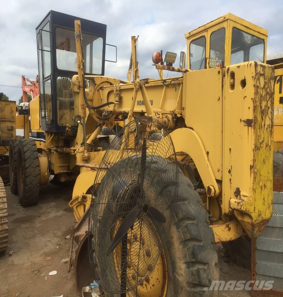 Komatsu GD 623 A Grader