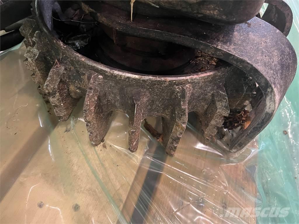 Komatsu C93 Schneidwerke