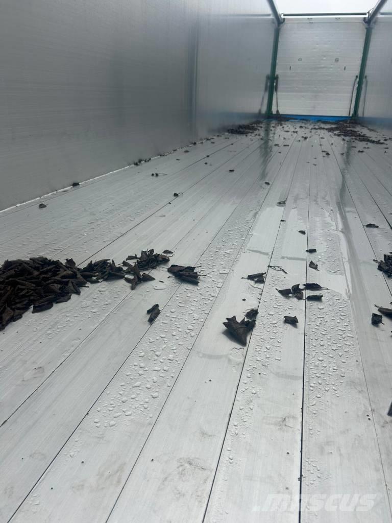 Knapen K 100 Holzabfallauflieger