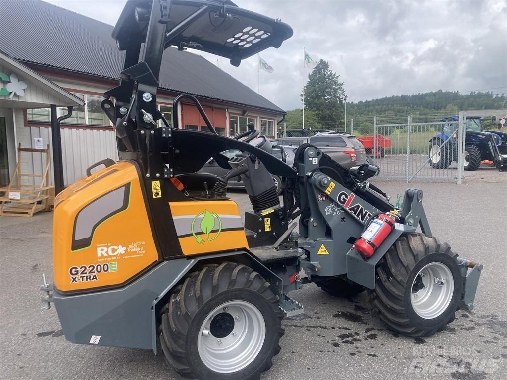 GiANT G2200E Multifunktionslader