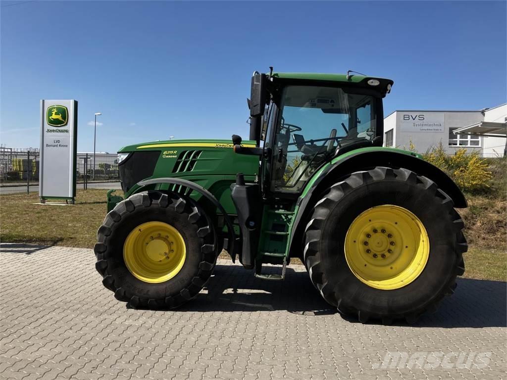 John Deere 6215R Traktoren