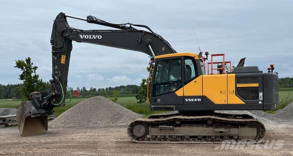 Volvo EC 220 E Raupenbagger