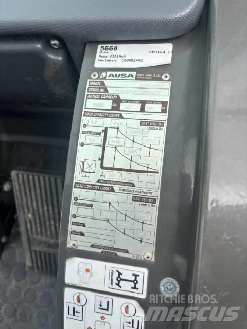Ausa C 351 Geländestapler