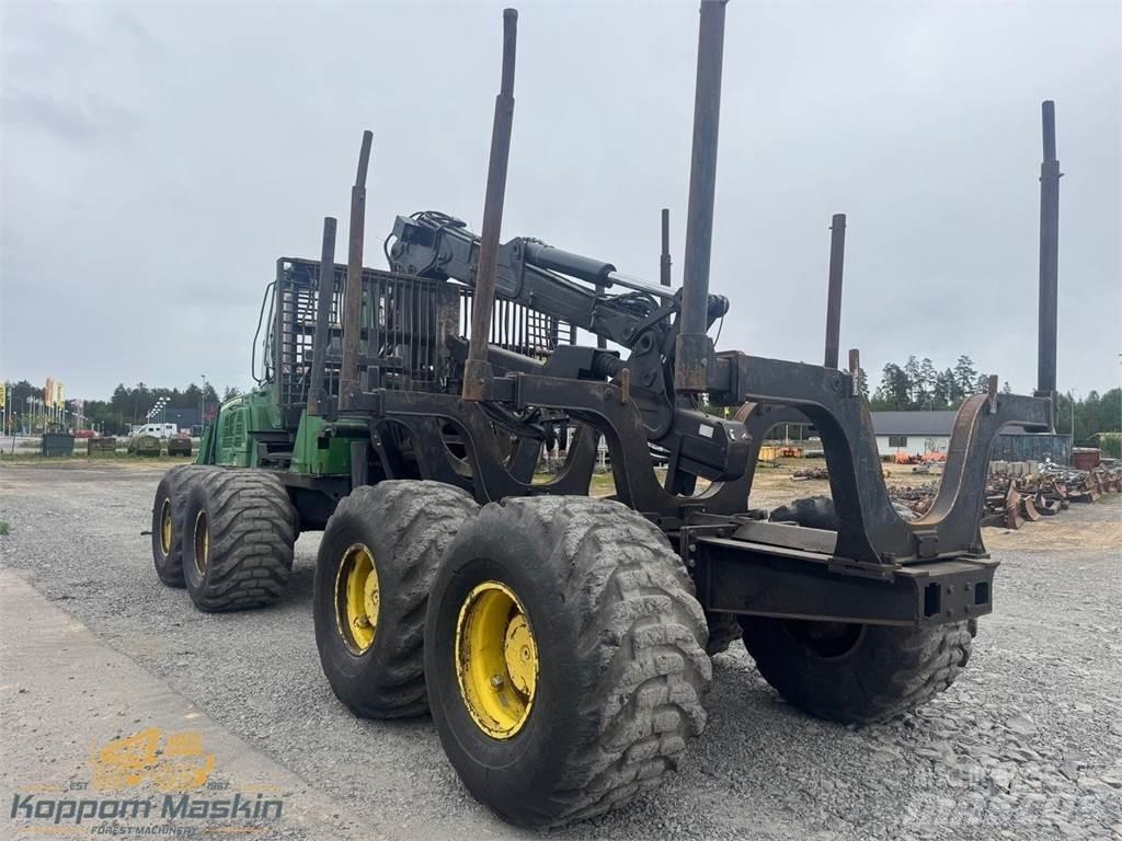 John Deere 1910E Forwarder