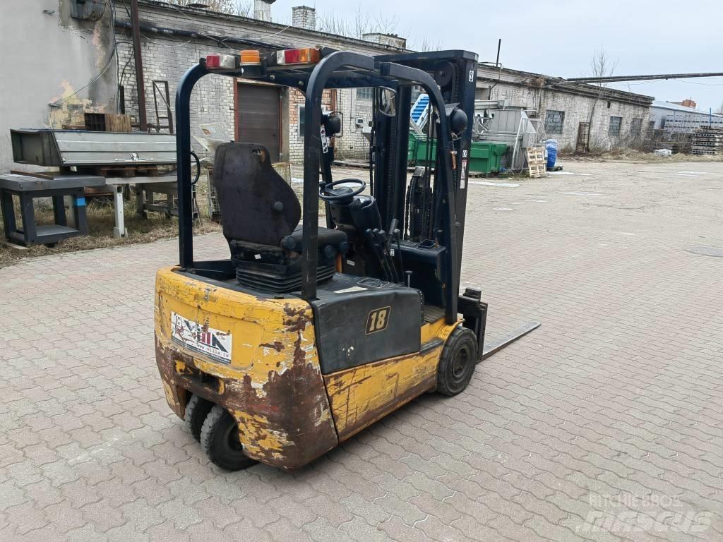  HC Crds18J Elektro Stapler