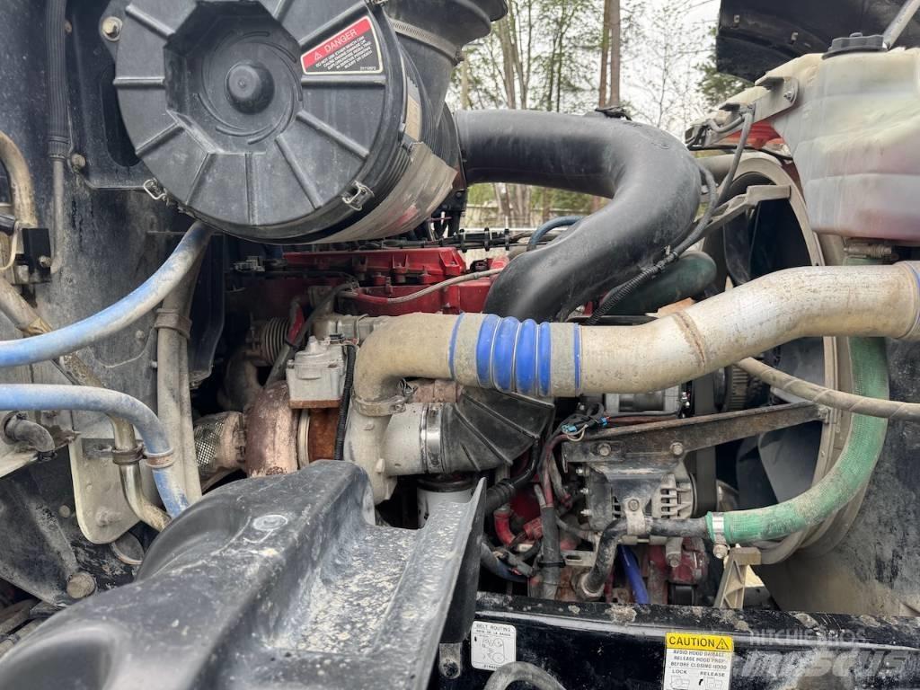 Mack GU433 Kipper