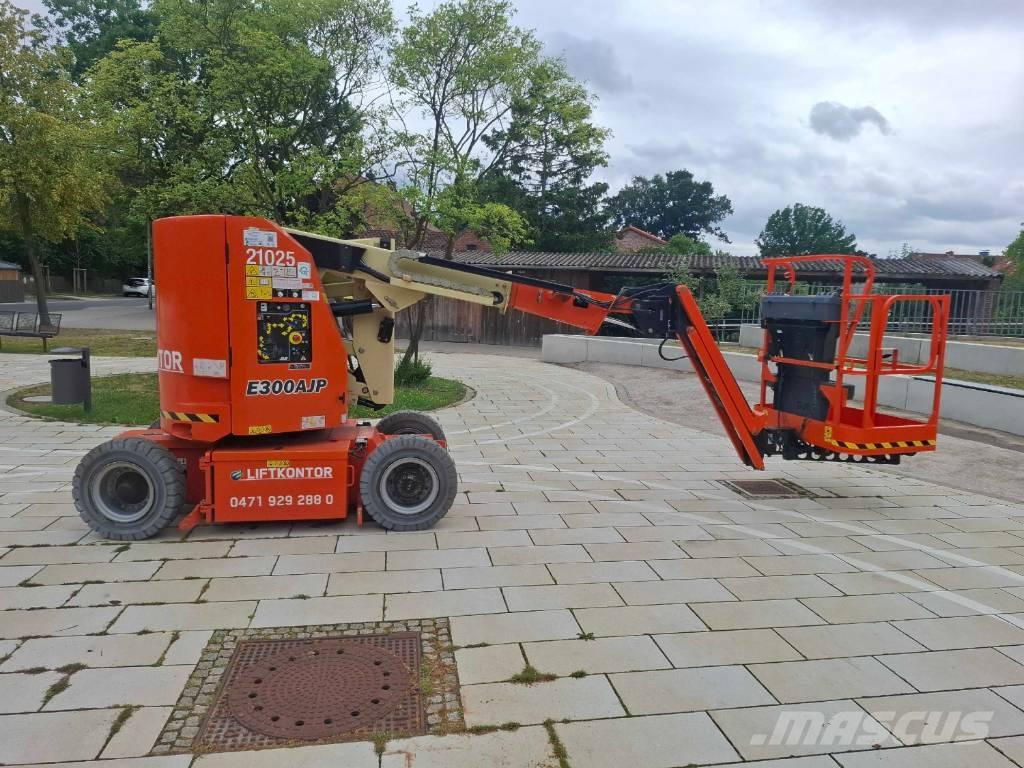 JLG E 300 AJP Gelenkteleskoparbeitsbühnen