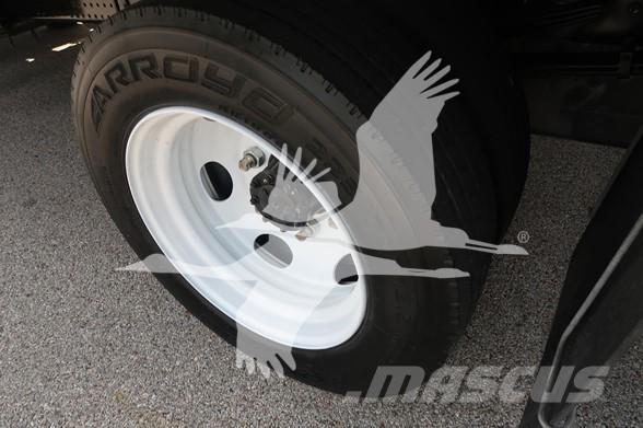 Isuzu NRR Sonstige Baumaschinen