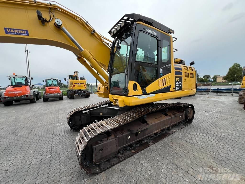 Komatsu PC210NLC-11 Raupenbagger