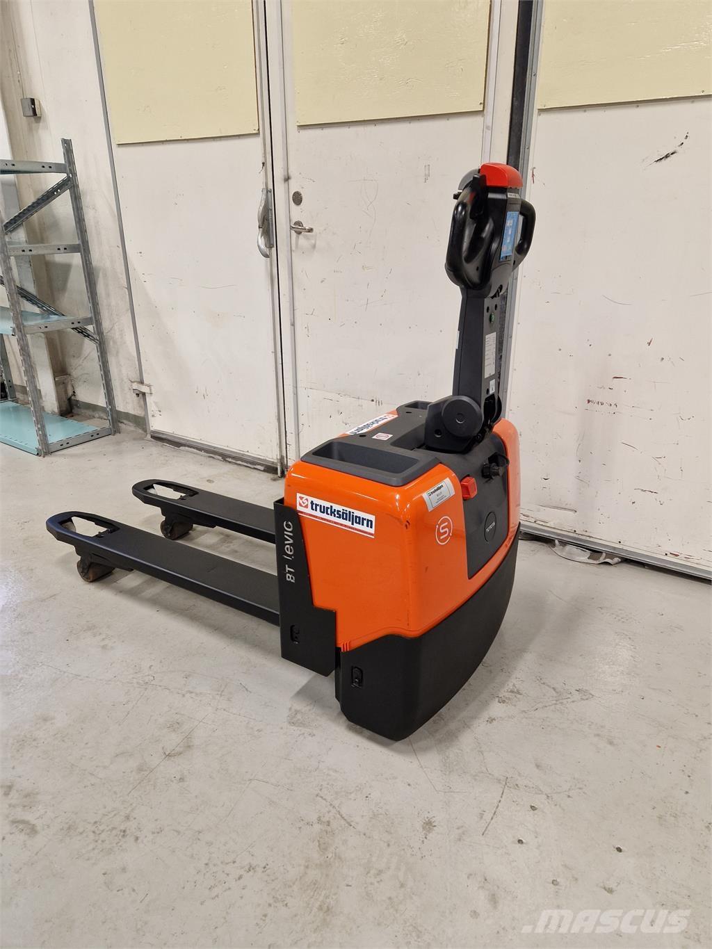 Toyota LWE130 Deichselstapler