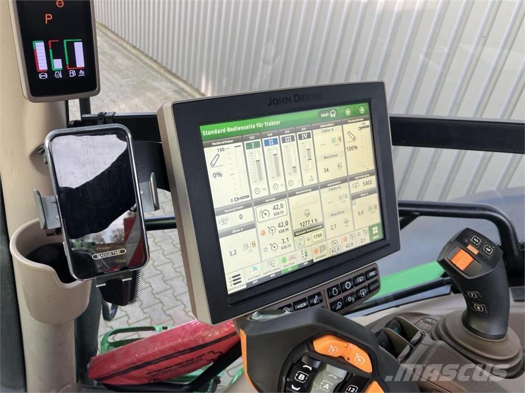 John Deere 6R 215 Traktoren