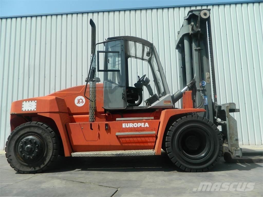 Kalmar DCE100 12 Diesel Stapler