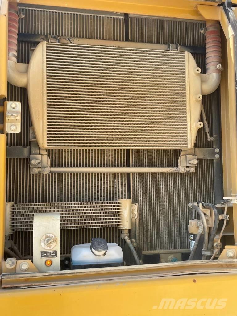 CAT 330 FLN Raupenbagger