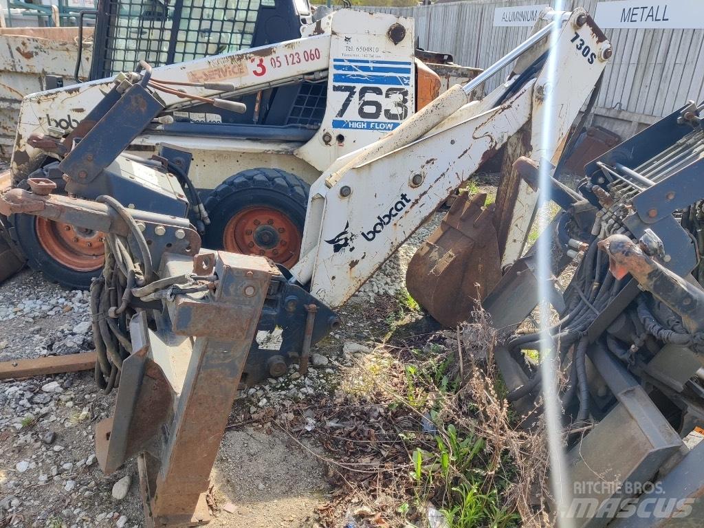 Bobcat S750 Tieflöffel