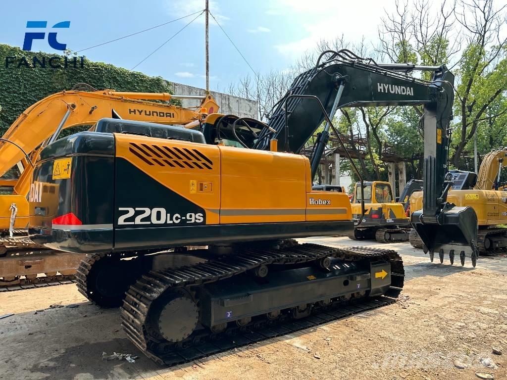 Hyundai 220lc-9s Raupenbagger