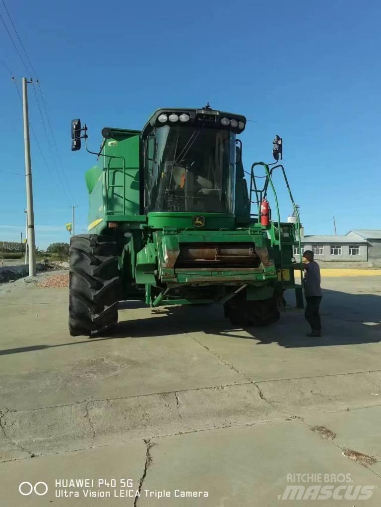 John Deere 9770 STS Mähdrescher