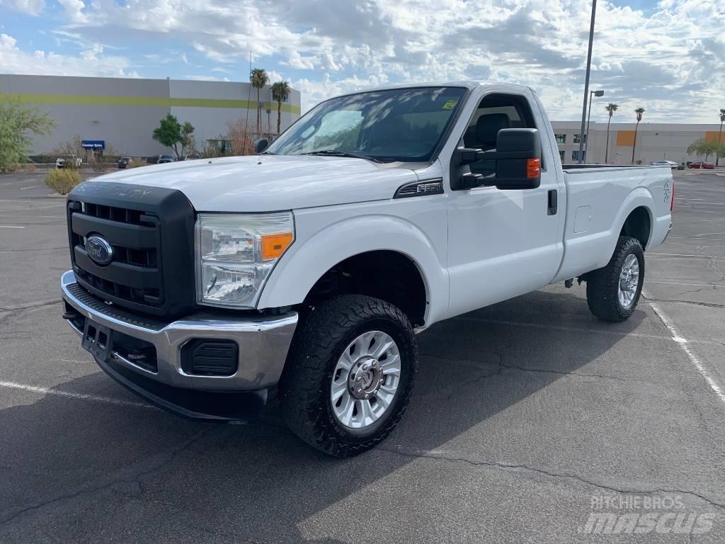 Ford F 350 Kastenaufbau
