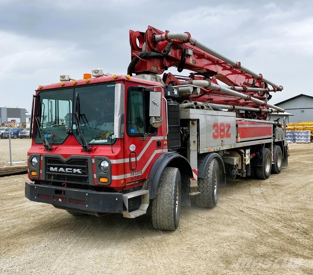 Putzmeister (#202) 38M Betonpumpen