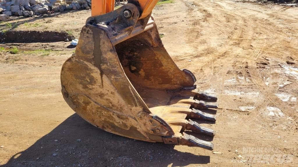 Doosan DX 225 LCA Raupenbagger