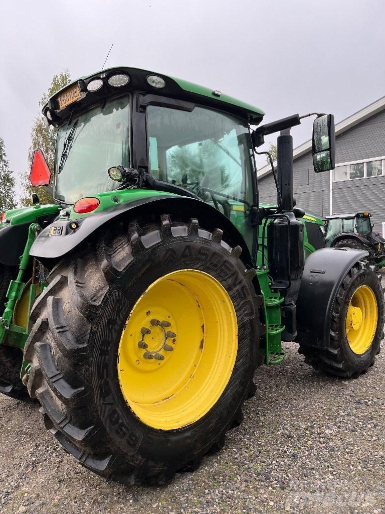 John Deere 6155 R Traktoren