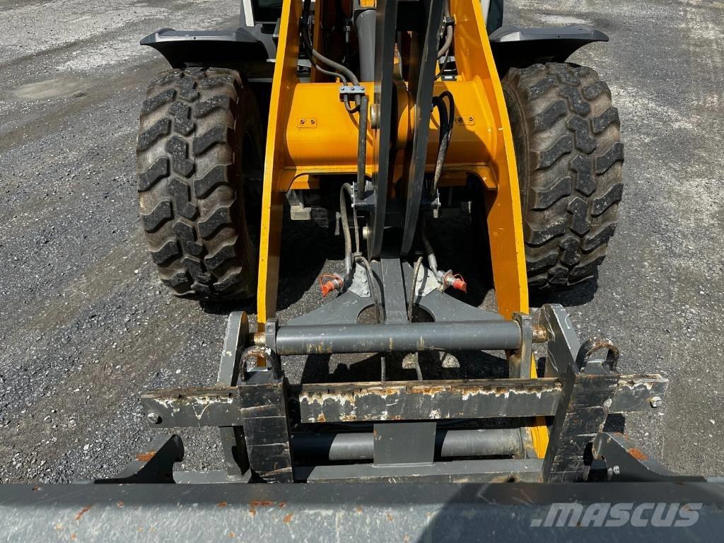 Liebherr 504 Compact Radlader