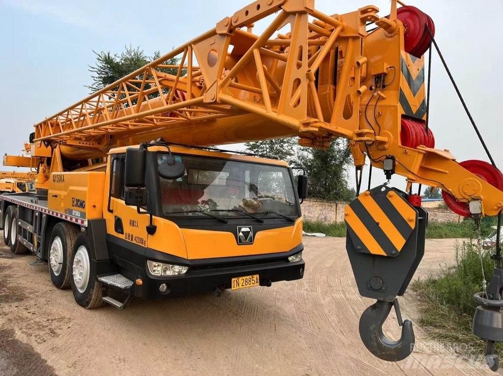 XCMG QY50KA All-Terrain-Krane
