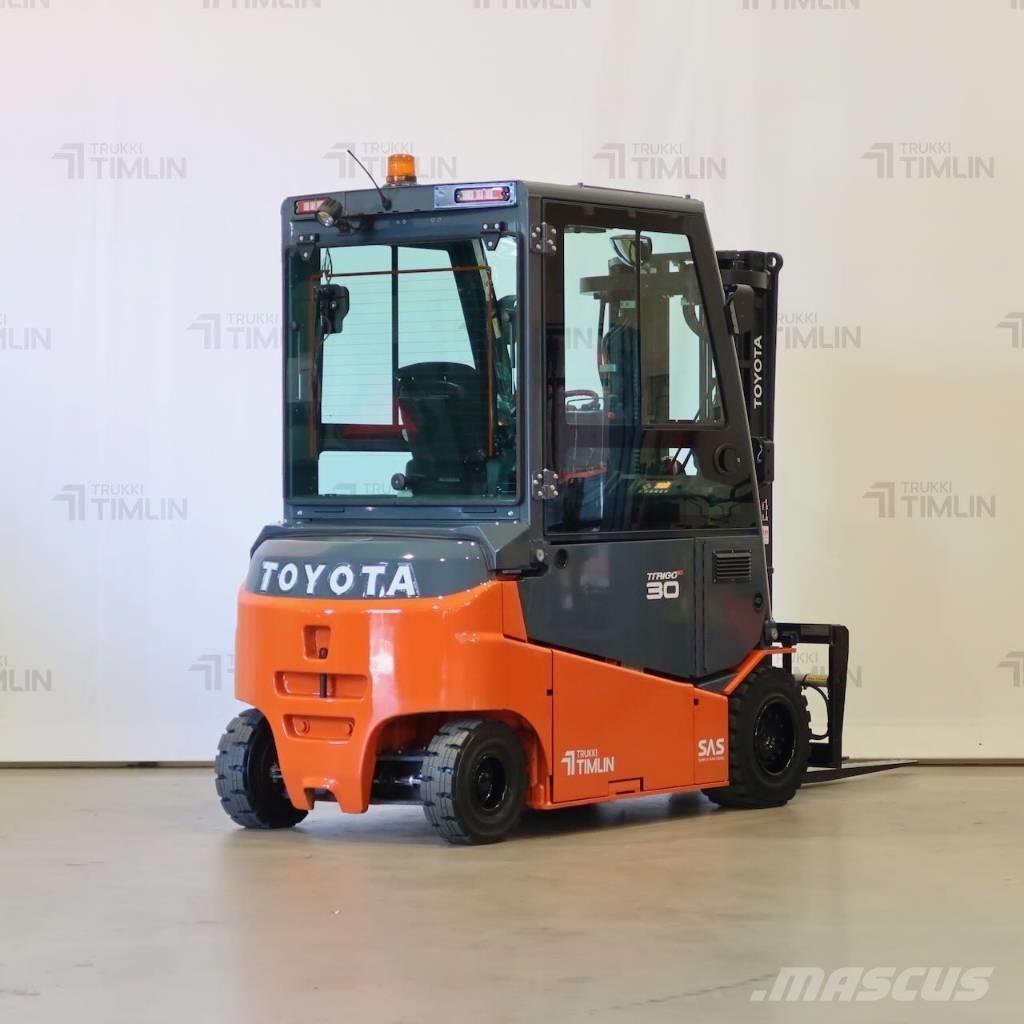 Toyota 8FBMT30 Elektro Stapler